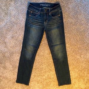 American Eagle Straight Super Stretch Blue Jeans